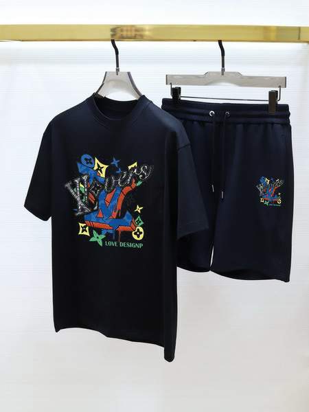 Picture of LV Shirt Pant Suits _SKULVM-5XL13gn2923568